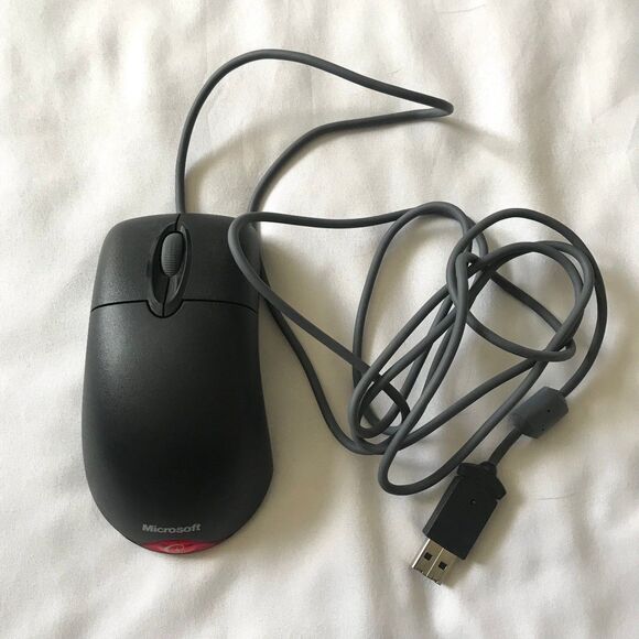 Microsoft Optical Mouse X802382 USB Wired 3-Button Black Scroll Wheel Mouse - Picture 2 of 4